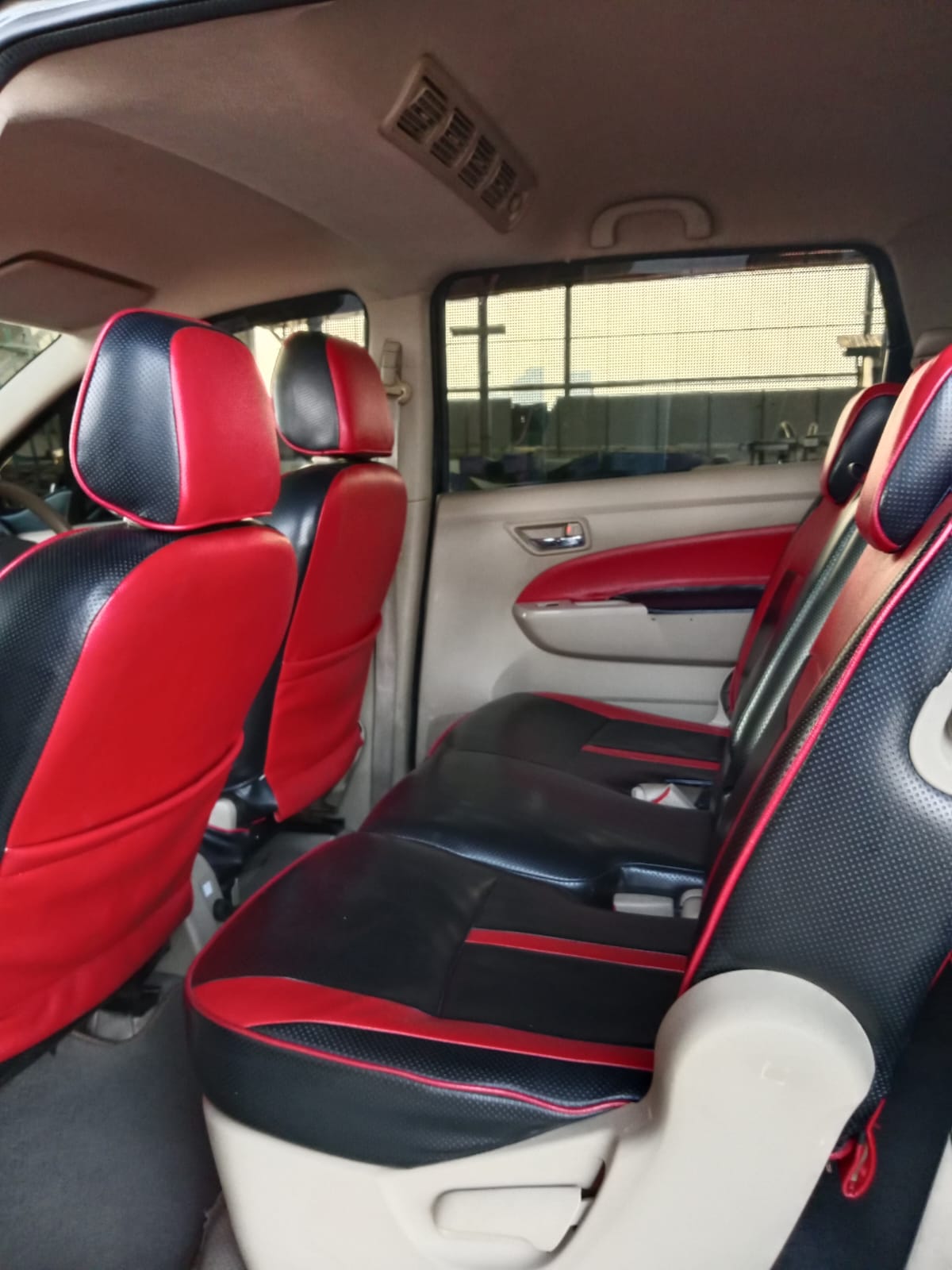 2016 Suzuki Ertiga  2016 Suzuki Ertiga