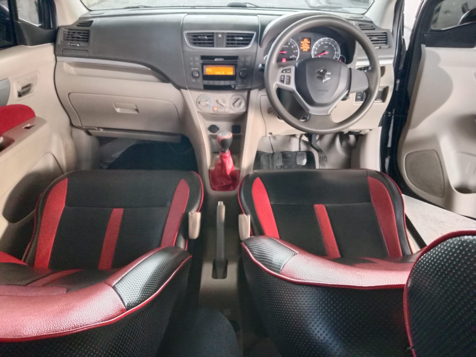 2016 Suzuki Ertiga  2016 Suzuki Ertiga