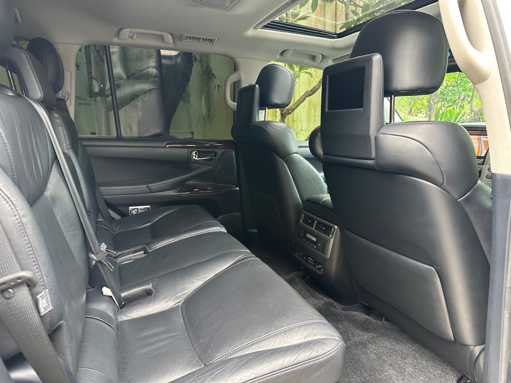 2012 Lexus LX 570 2012 Lexus LX 570