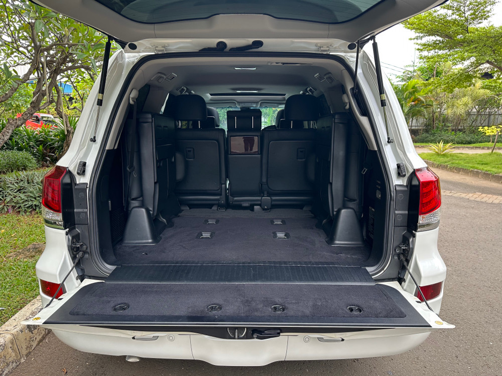 2012 Lexus LX 570 2012 Lexus LX 570