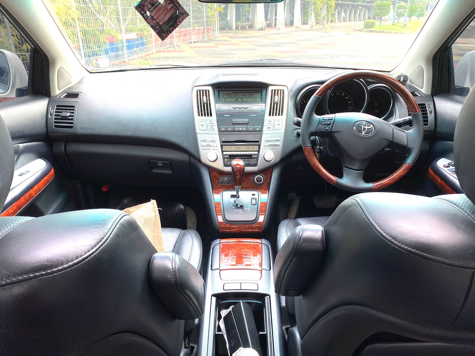 2011 Toyota Harrier 2011 Toyota Harrier