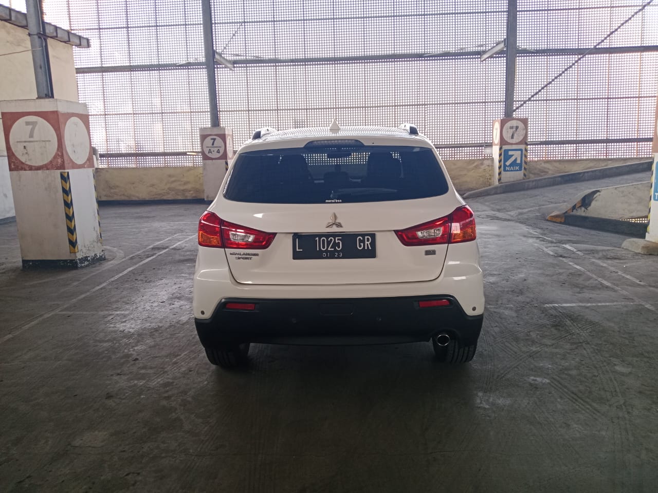 2012 Mitsubishi Outlander Sport 2012 Mitsubishi Outlander Sport