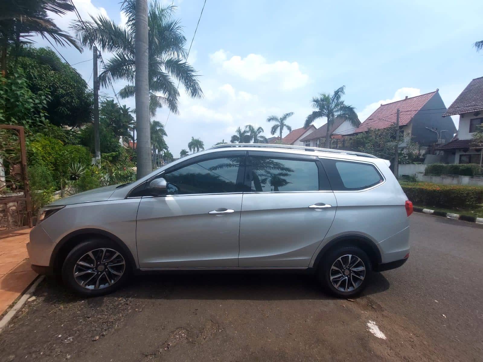 Dijual 2019 Wuling Cortez CT 1.5 L CVT 1.5 L CVT Bekas