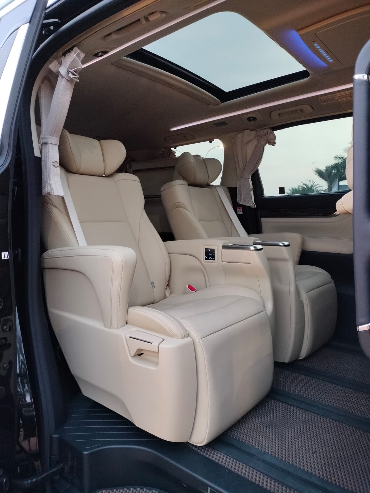 2023 Toyota Alphard 2023 Toyota Alphard
