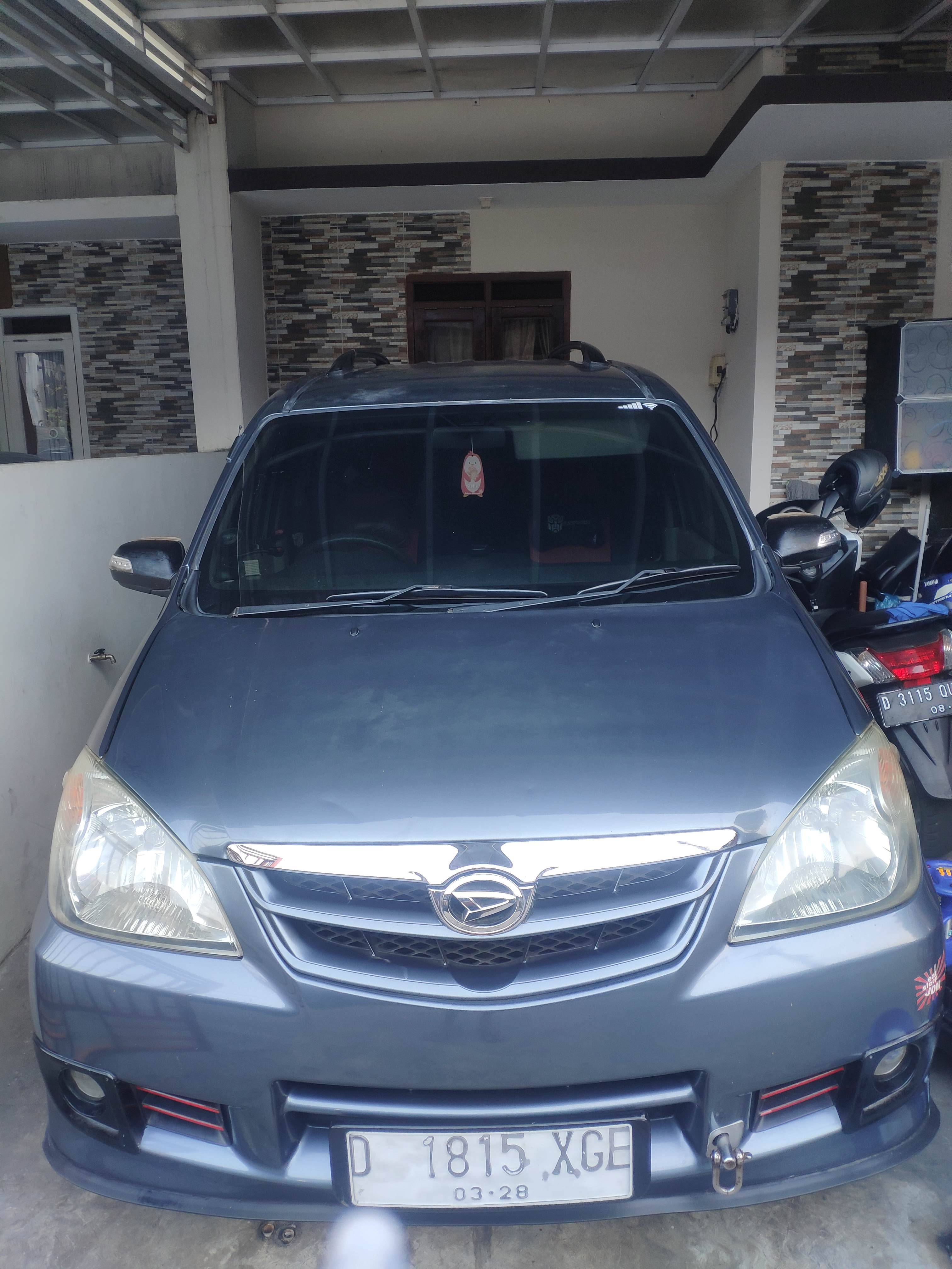 Second Hand 2011 Daihatsu Xenia Second Hand 2011 Daihatsu Xenia