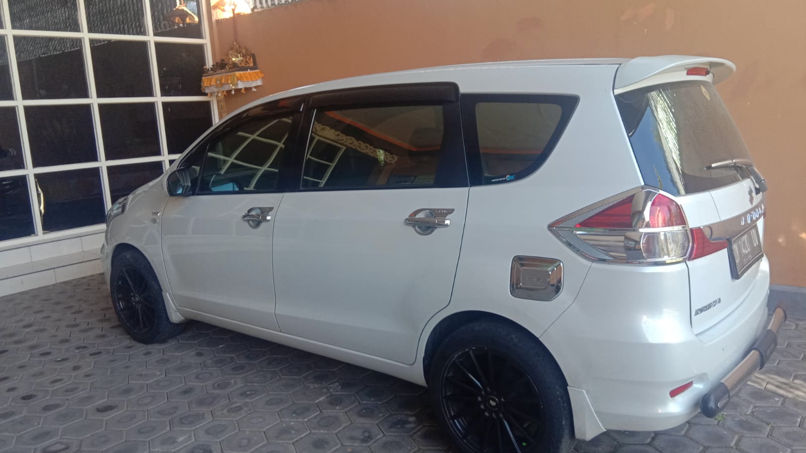 2017 Suzuki Ertiga  2017 Suzuki Ertiga