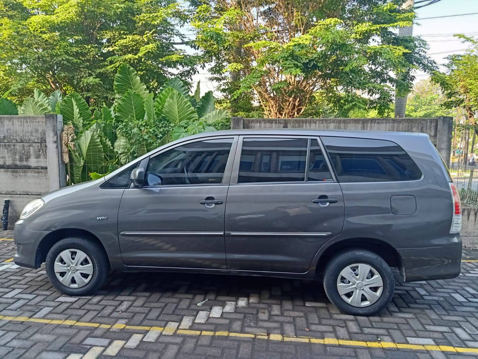 2010 Toyota Kijang Innova 2010 Toyota Kijang Innova