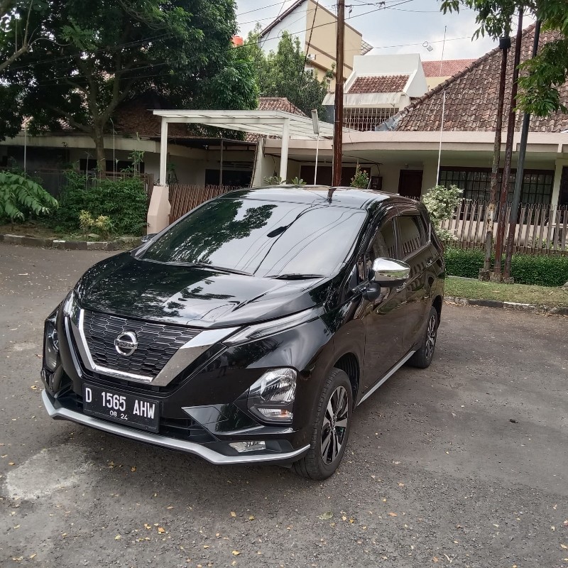 2019 Nissan Livina
