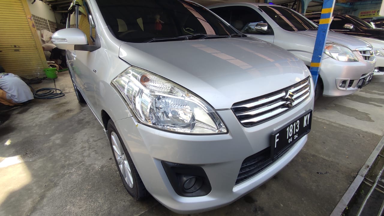2014 Suzuki Ertiga  2014 Suzuki Ertiga