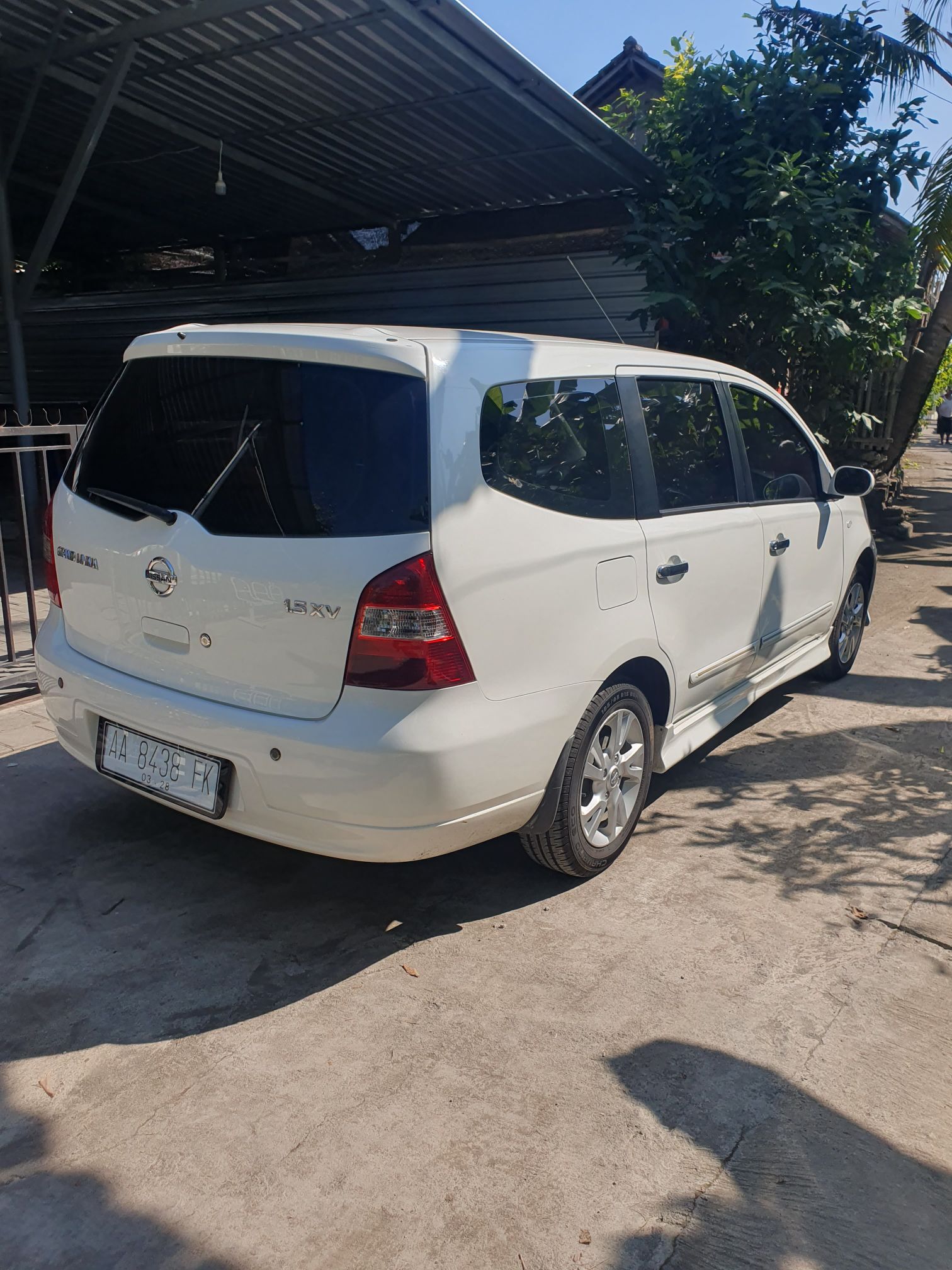 2012 Nissan Grand Livina 2012 Nissan Grand Livina