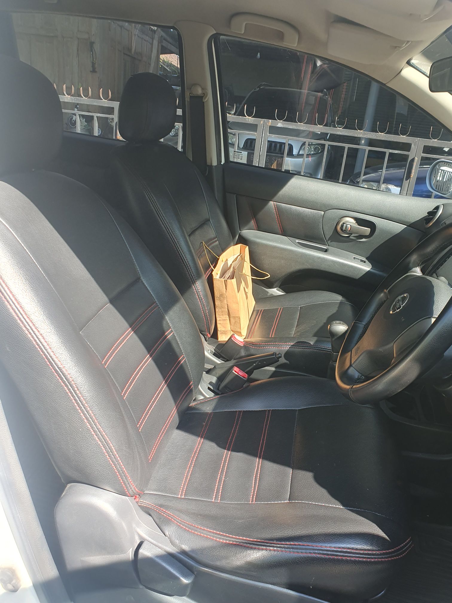 2012 Nissan Grand Livina 2012 Nissan Grand Livina