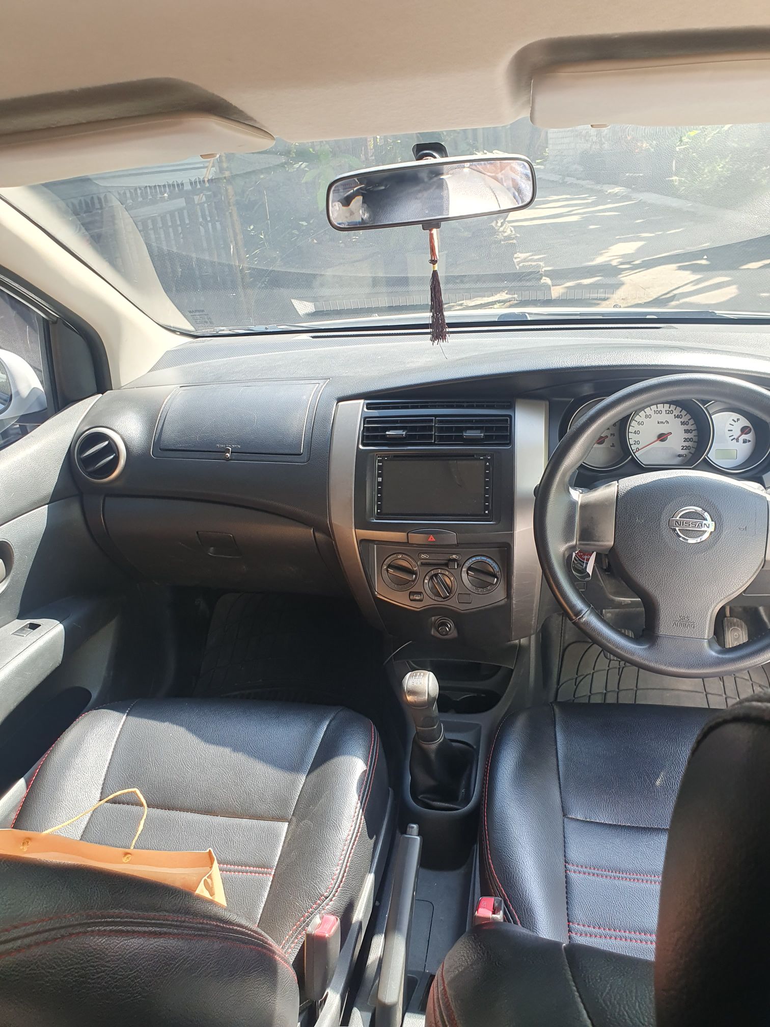 2012 Nissan Grand Livina 2012 Nissan Grand Livina