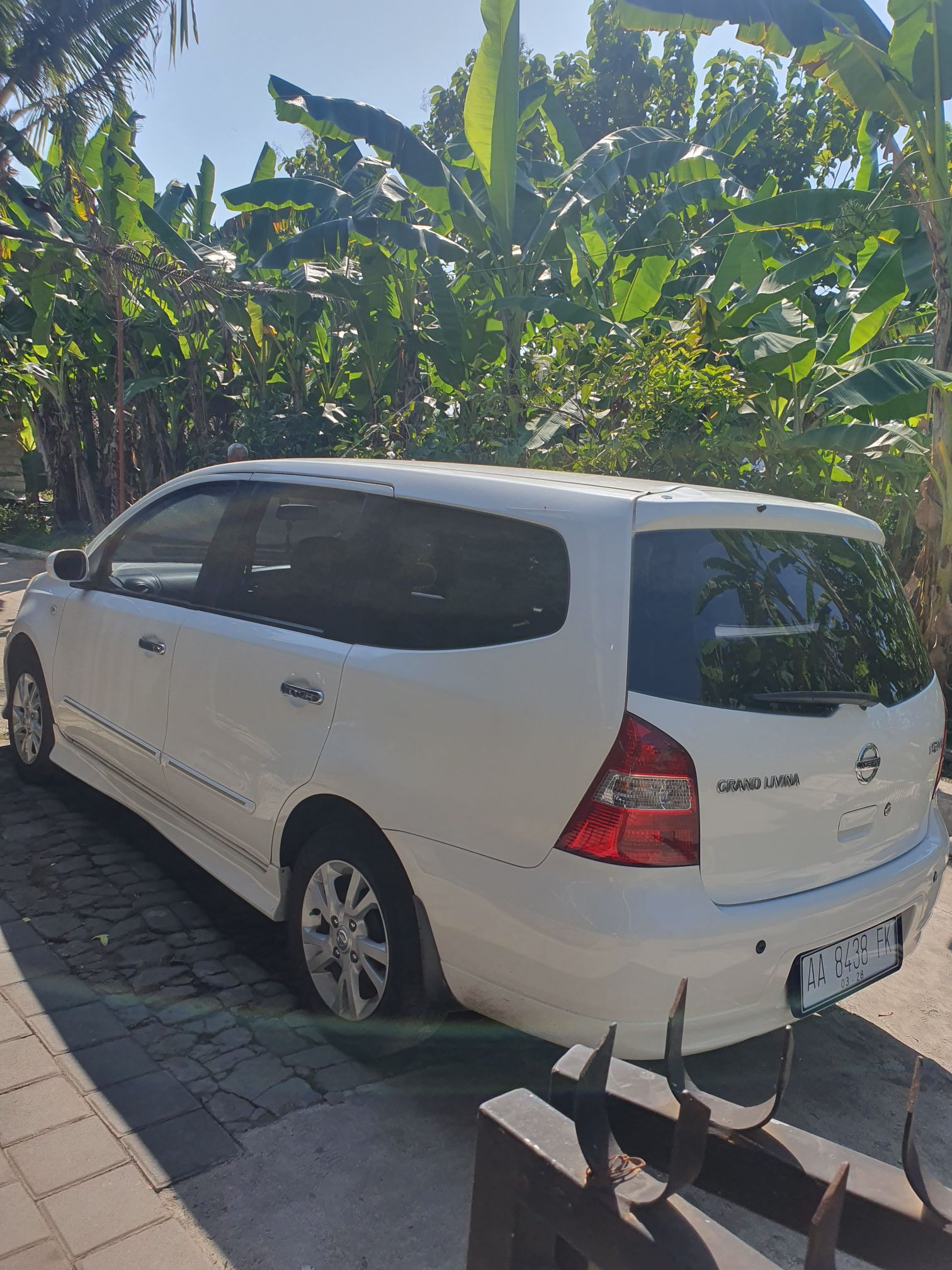 2012 Nissan Grand Livina 2012 Nissan Grand Livina