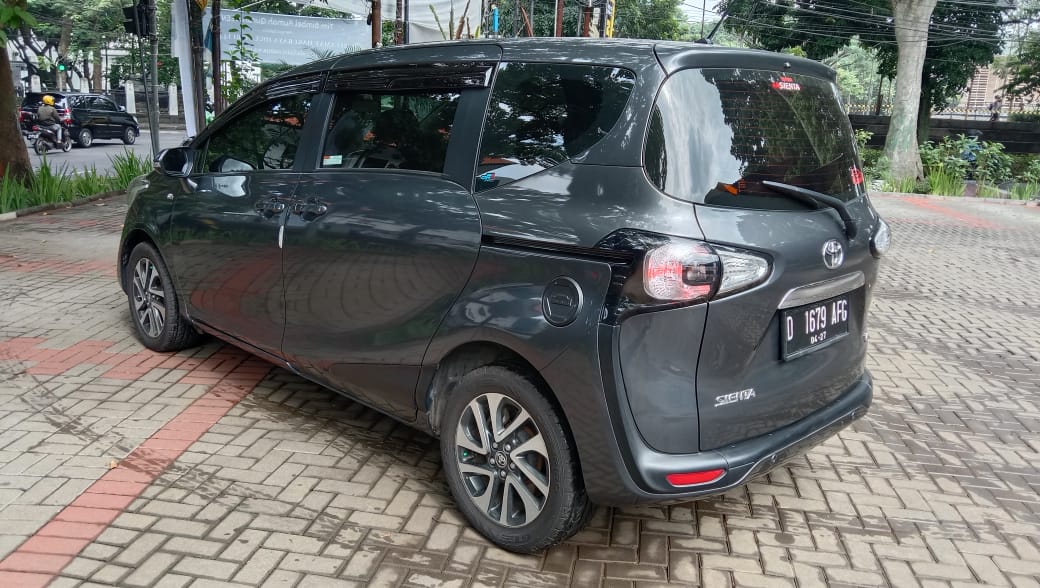 2017 Toyota Sienta 2017 Toyota Sienta