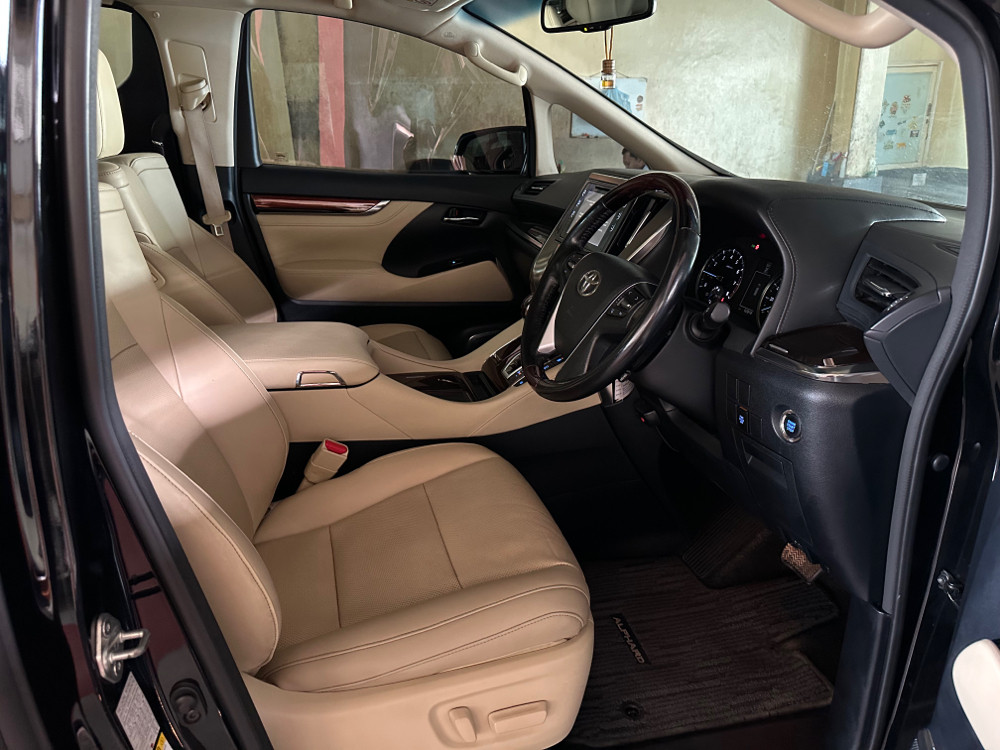 2016 Toyota Alphard 2016 Toyota Alphard