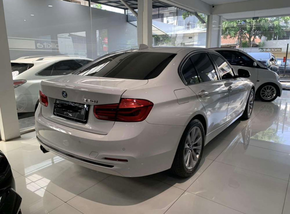 2016 BMW 3 Series Sedan 2016 BMW 3 Series Sedan