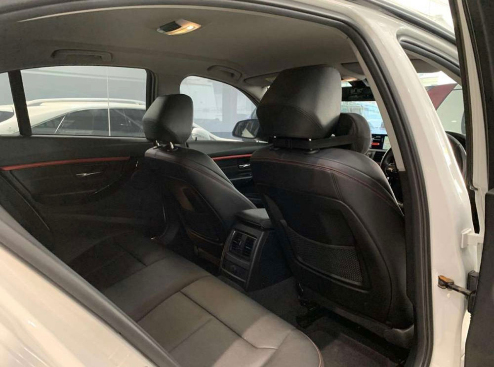 2016 BMW 3 Series Sedan 2016 BMW 3 Series Sedan