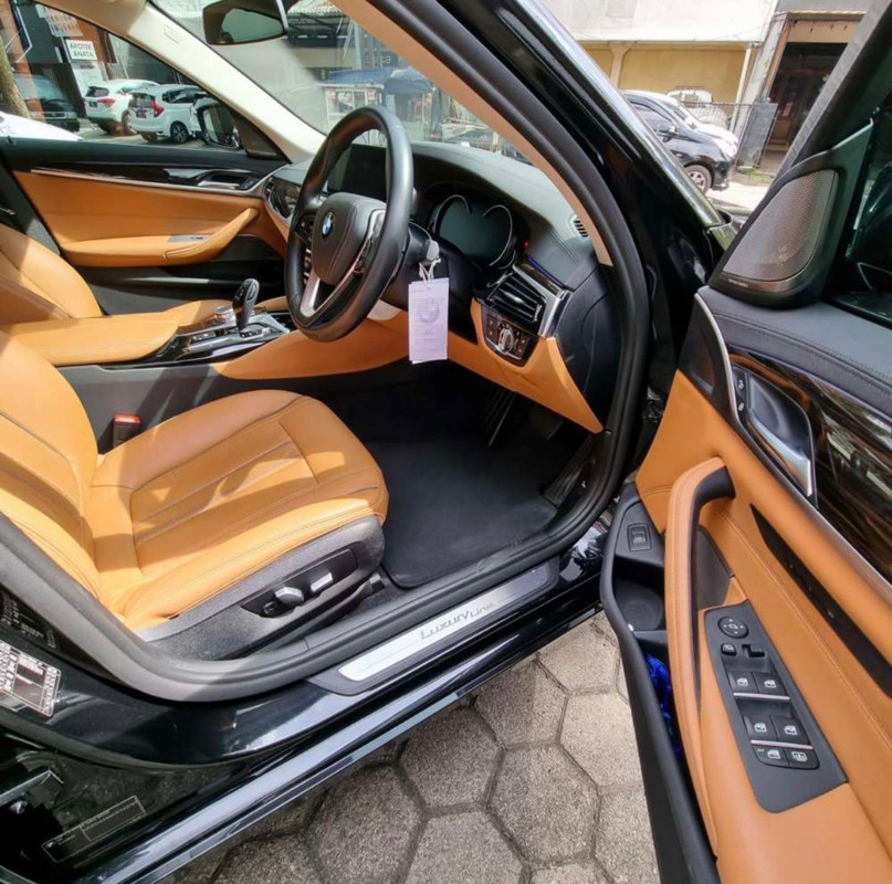 2018 BMW 5 Series Sedan 2018 BMW 5 Series Sedan