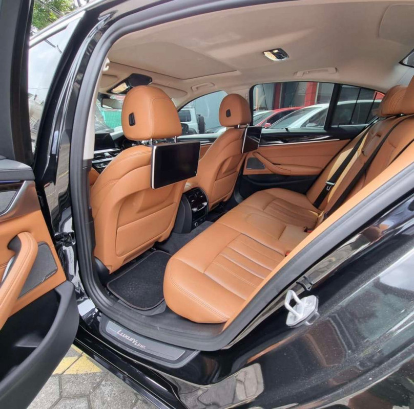 2018 BMW 5 Series Sedan 2018 BMW 5 Series Sedan