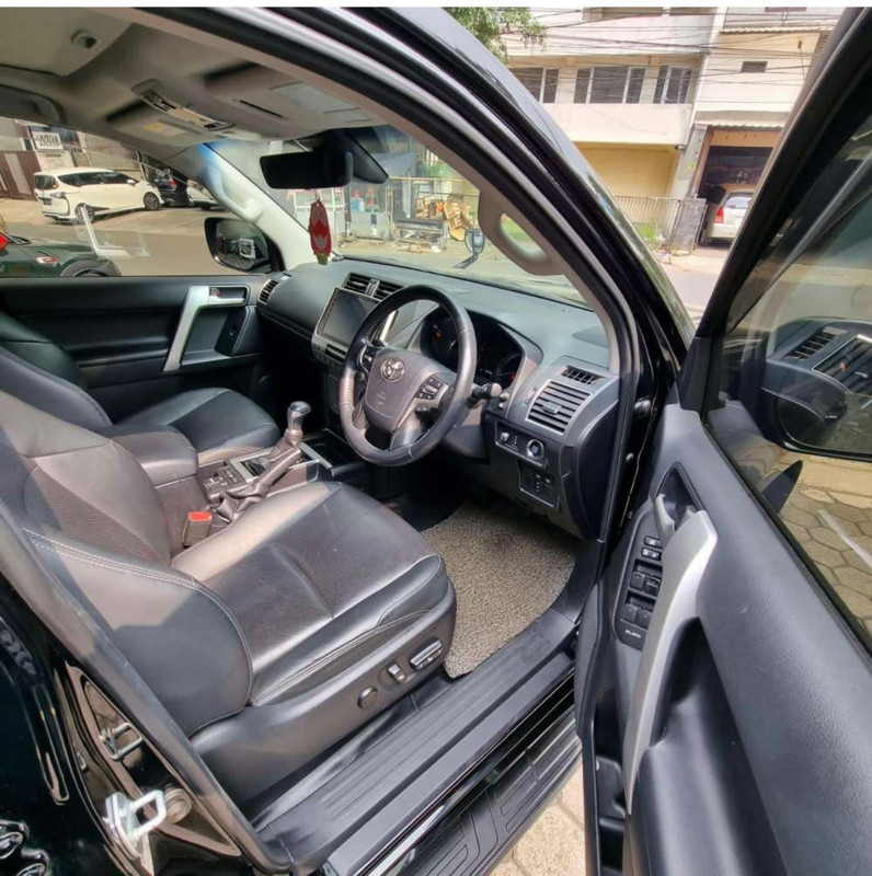 2019 Toyota Land Cruiser Prado 2019 Toyota Land Cruiser Prado