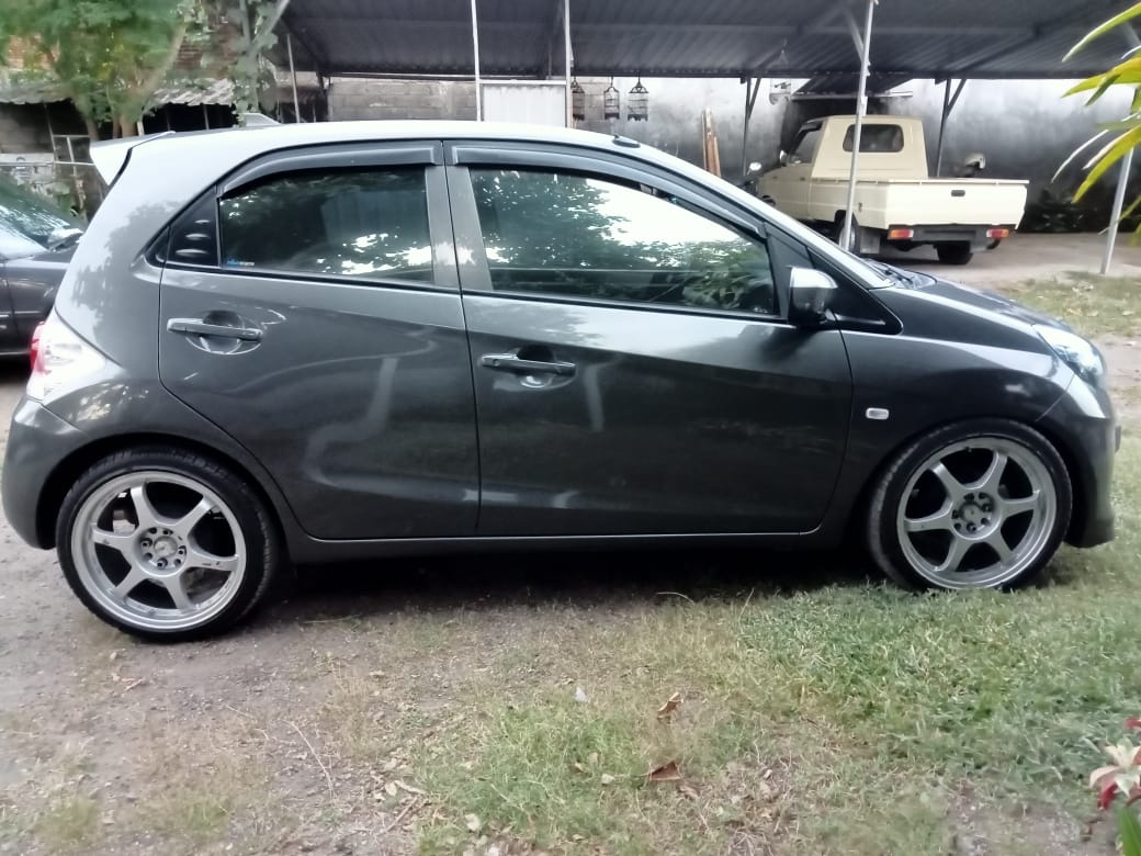 2013 Honda Brio 2013 Honda Brio