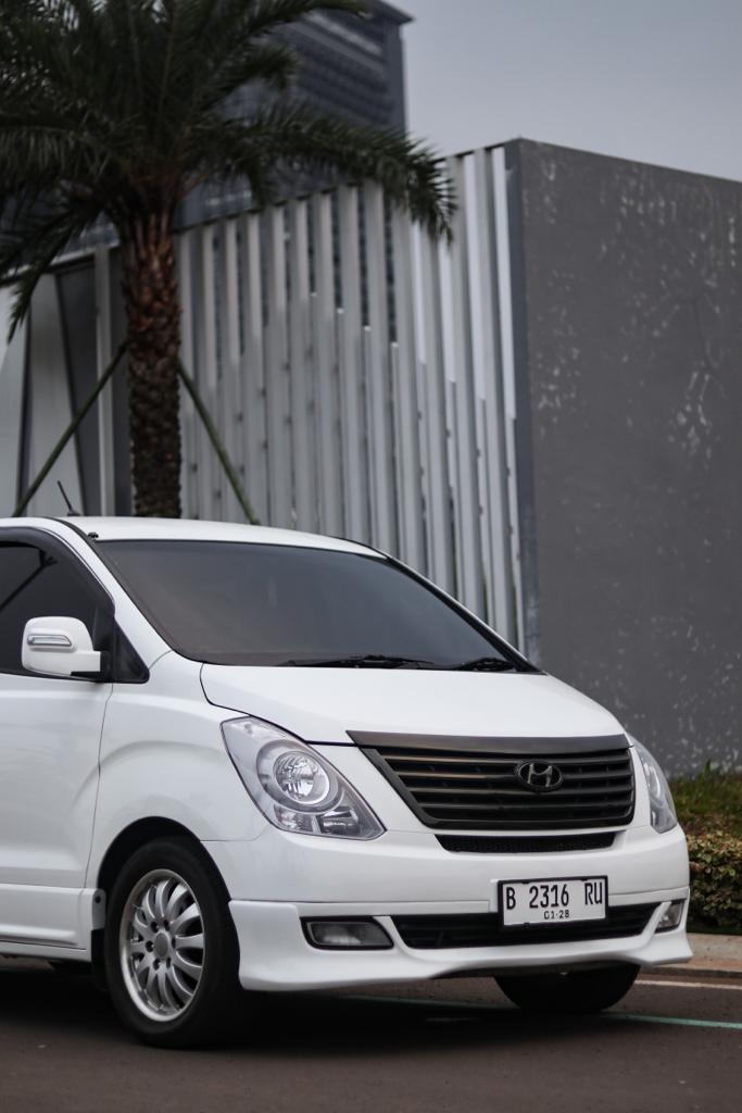 2012 Hyundai H1 2012 Hyundai H1