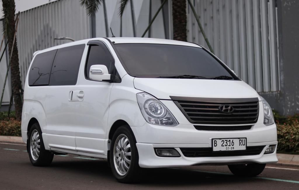 2012 Hyundai H1 2012 Hyundai H1