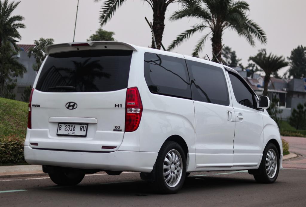 2012 Hyundai H1 2012 Hyundai H1