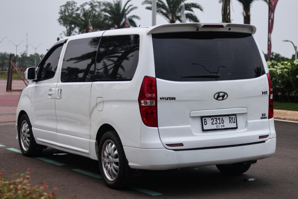 2012 Hyundai H1 2012 Hyundai H1