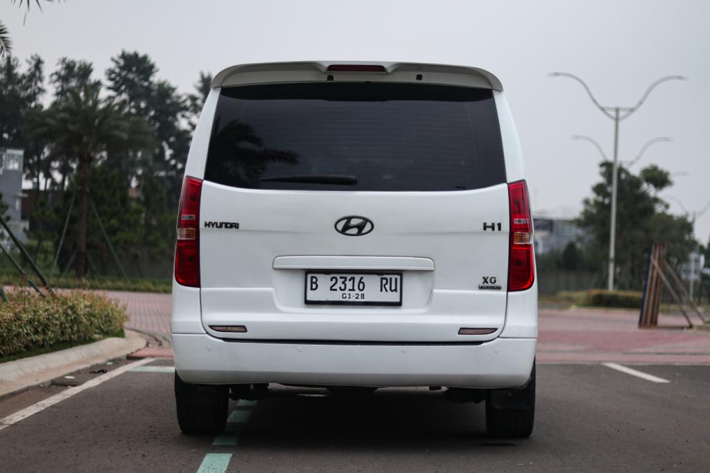 2012 Hyundai H1 2012 Hyundai H1