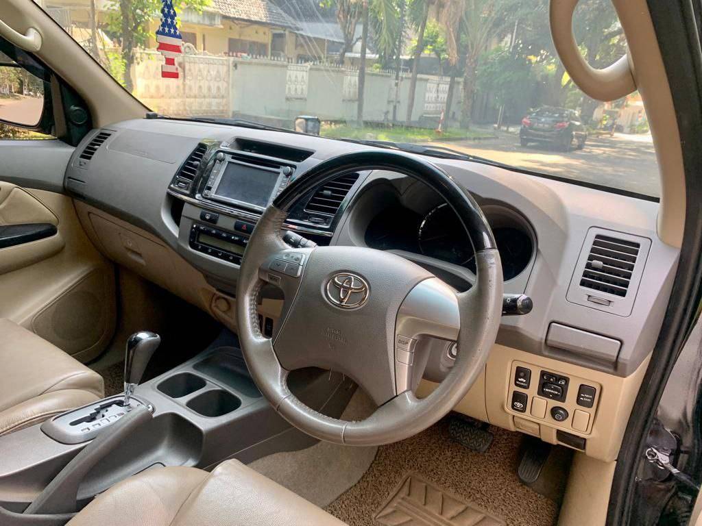 Dijual 2013 Toyota Fortuner 2.7 TRD AT 2.7 TRD AT Bekas