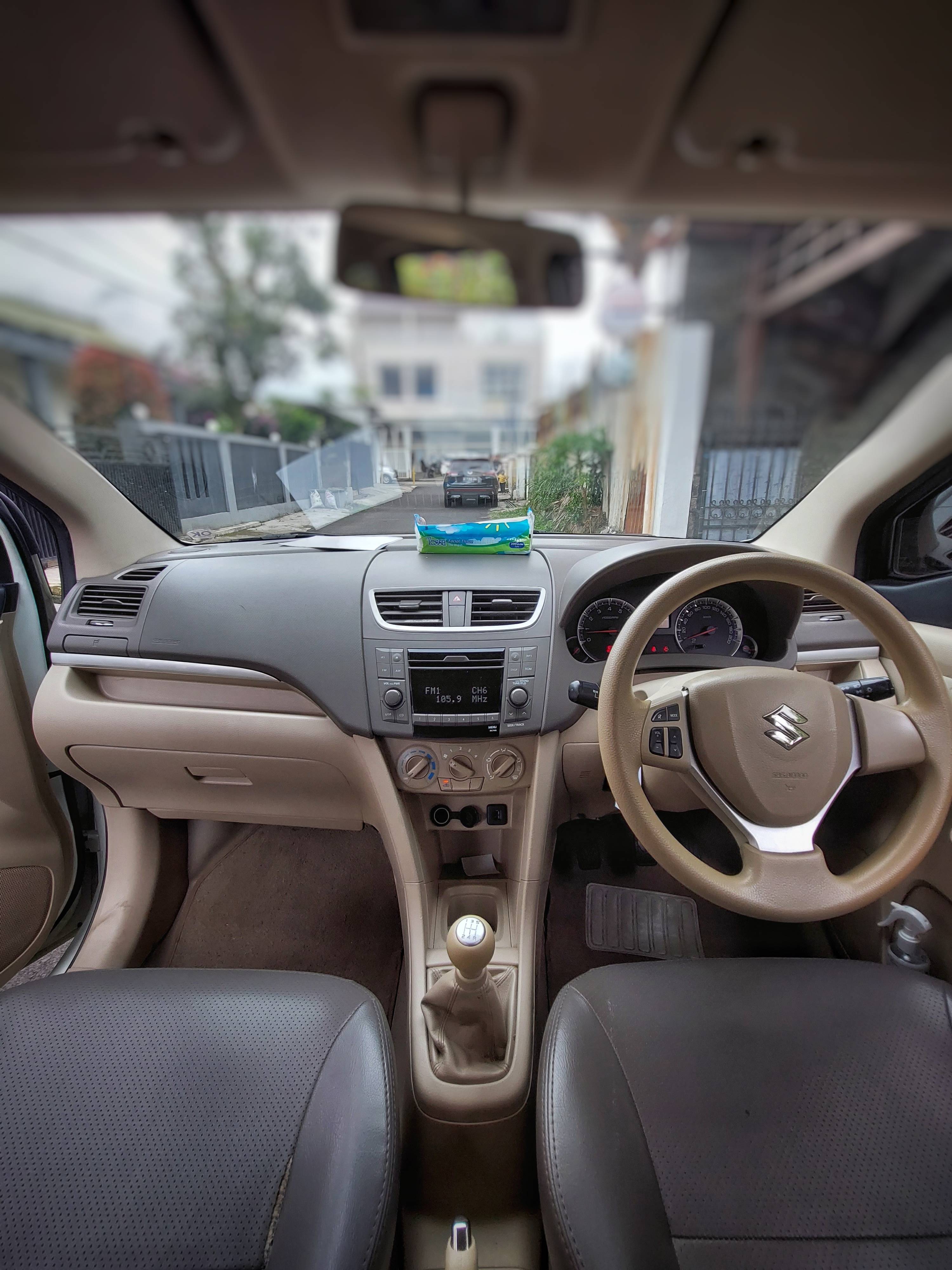 2014 Suzuki Ertiga 2014 Suzuki Ertiga