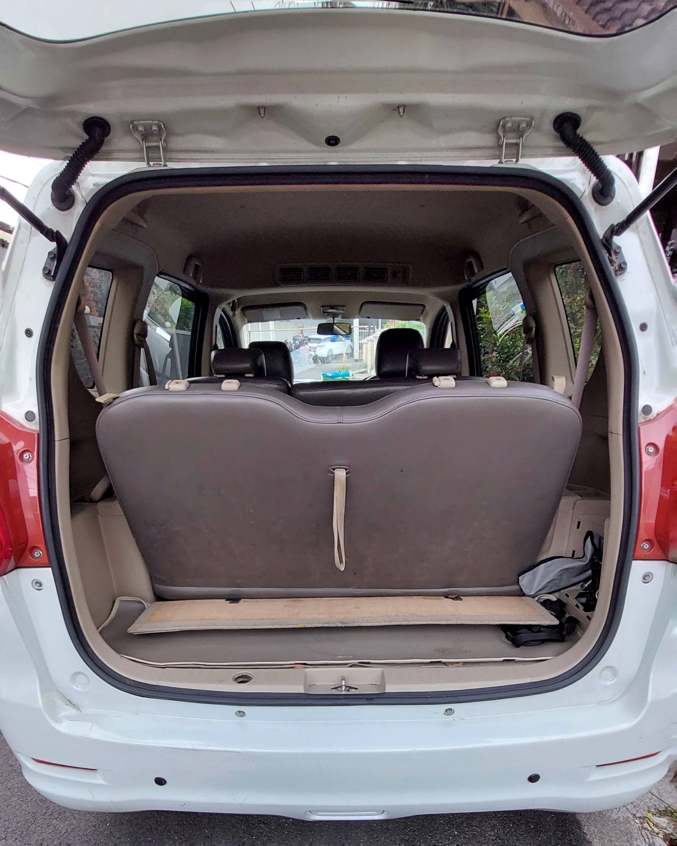 2014 Suzuki Ertiga 2014 Suzuki Ertiga