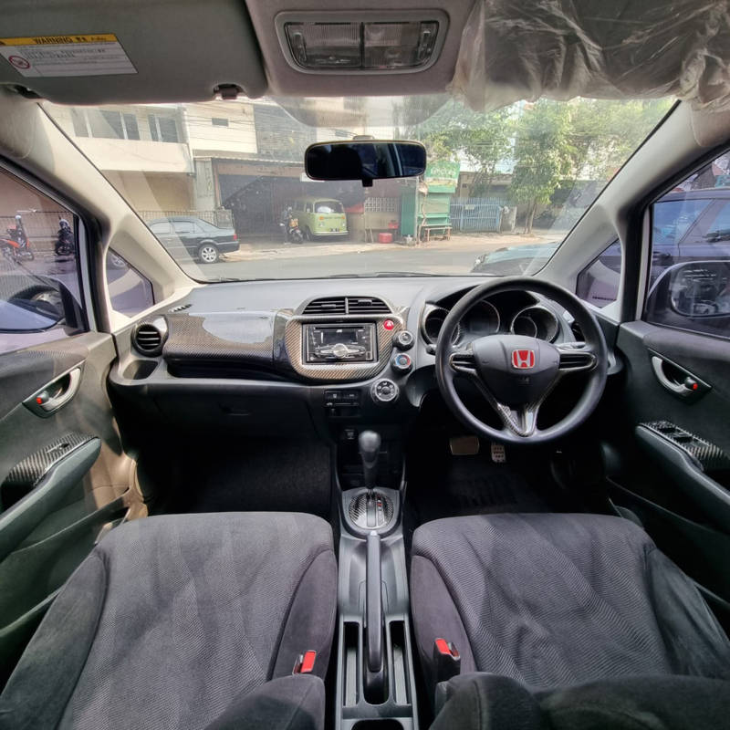 Beli mobil bekas