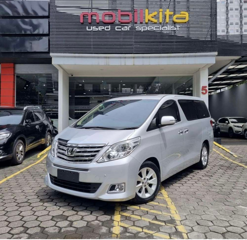 Second Hand 2012 Toyota Alphard Second Hand 2012 Toyota Alphard