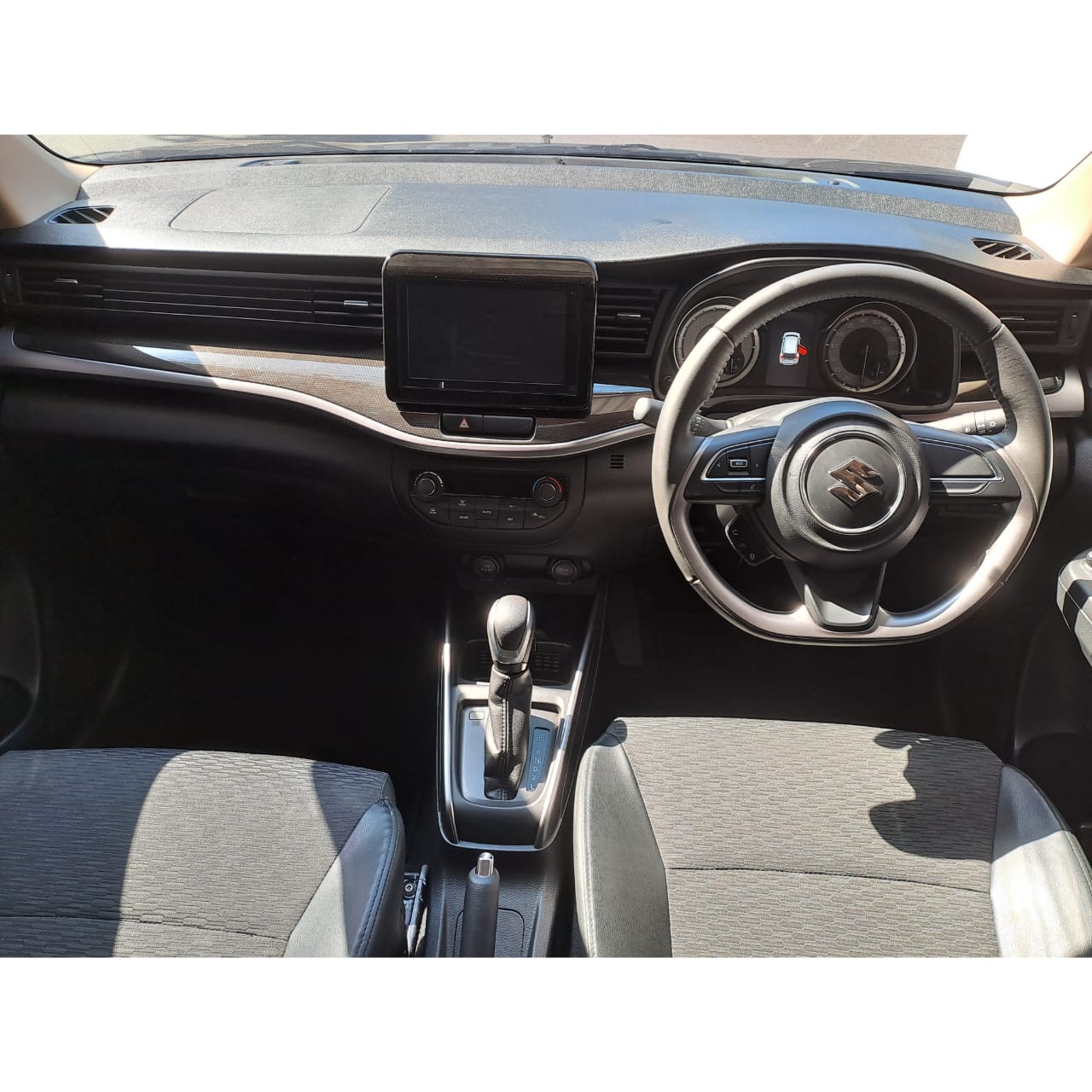 2023 Suzuki XL7 2023 Suzuki XL7