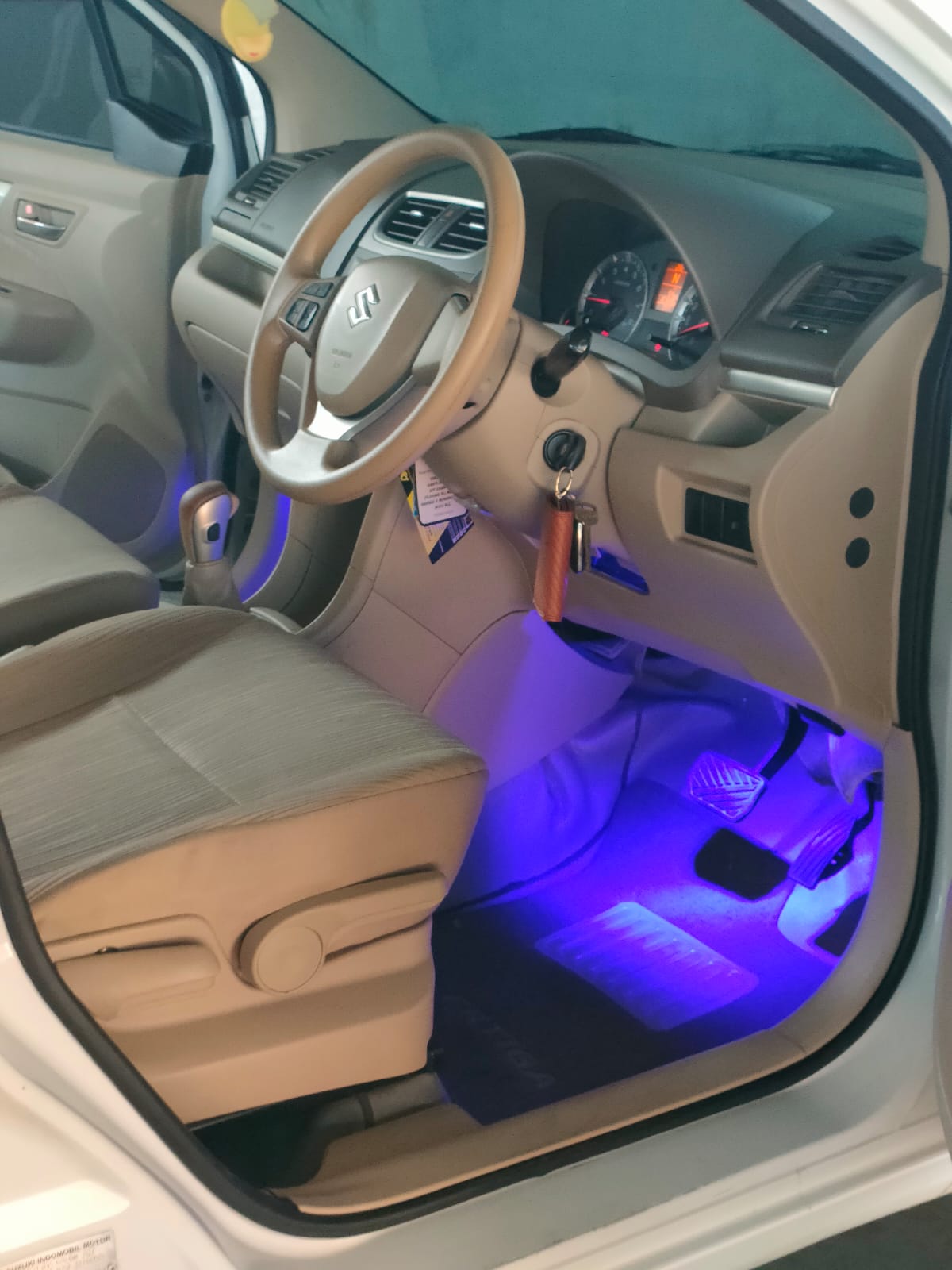 2015 Suzuki Ertiga  2015 Suzuki Ertiga