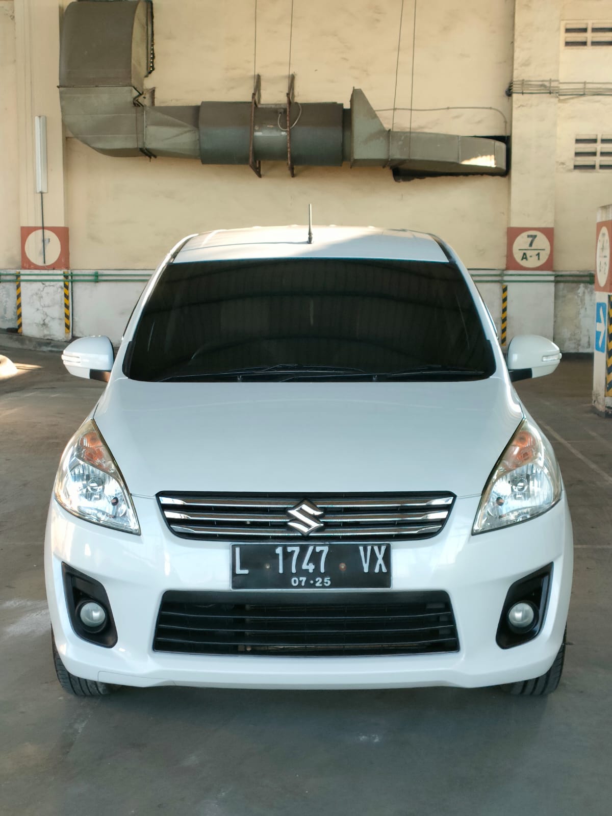 2015 Suzuki Ertiga  2015 Suzuki Ertiga