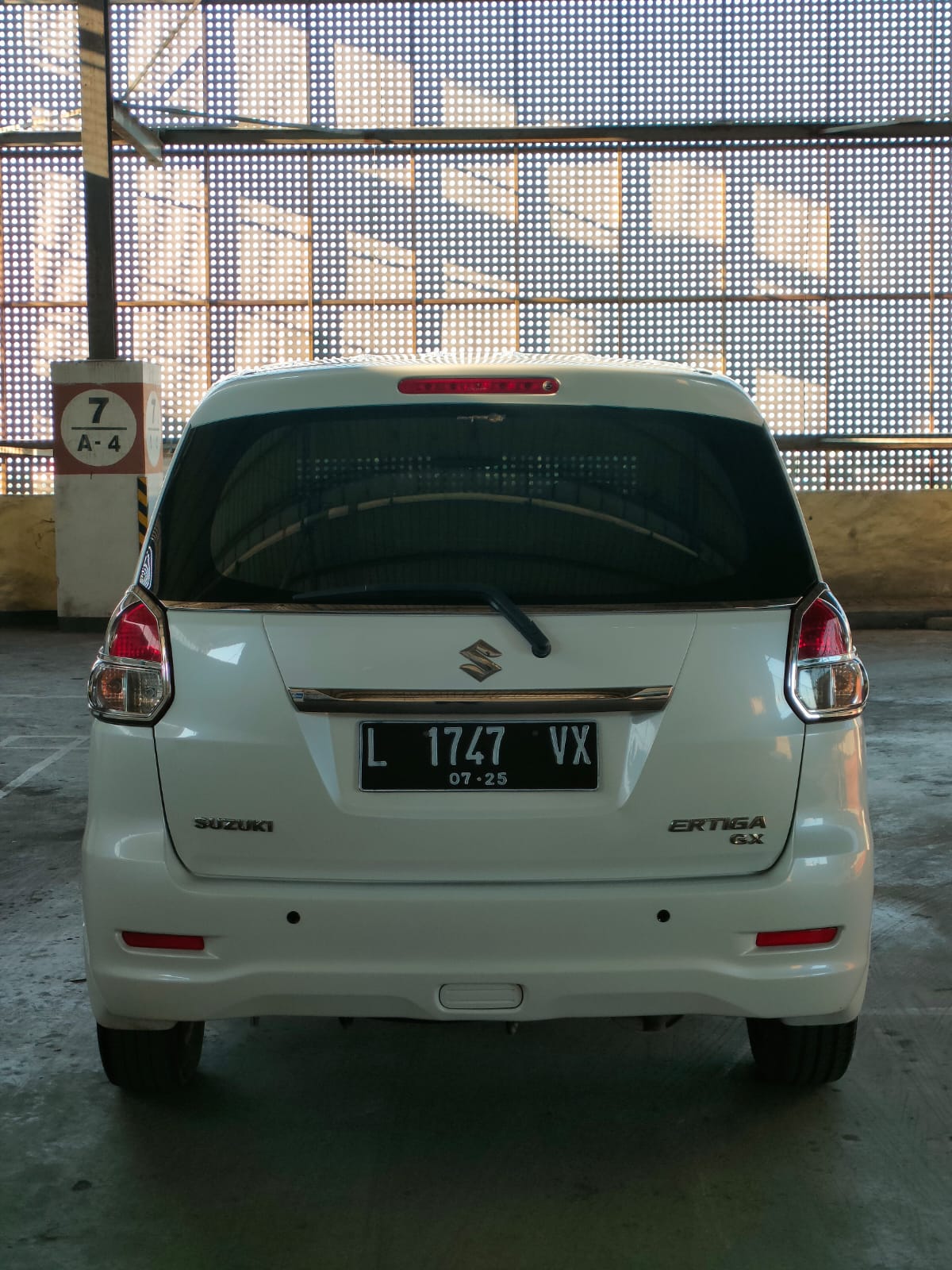 2015 Suzuki Ertiga  2015 Suzuki Ertiga