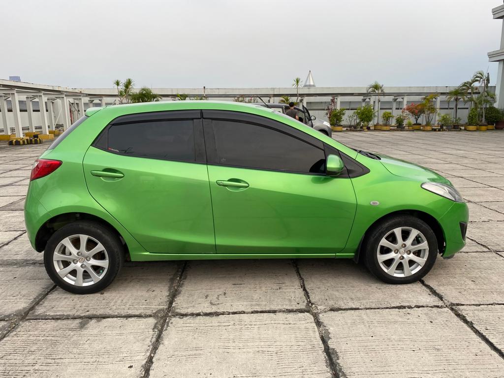 2011 Mazda 2 2011 Mazda 2