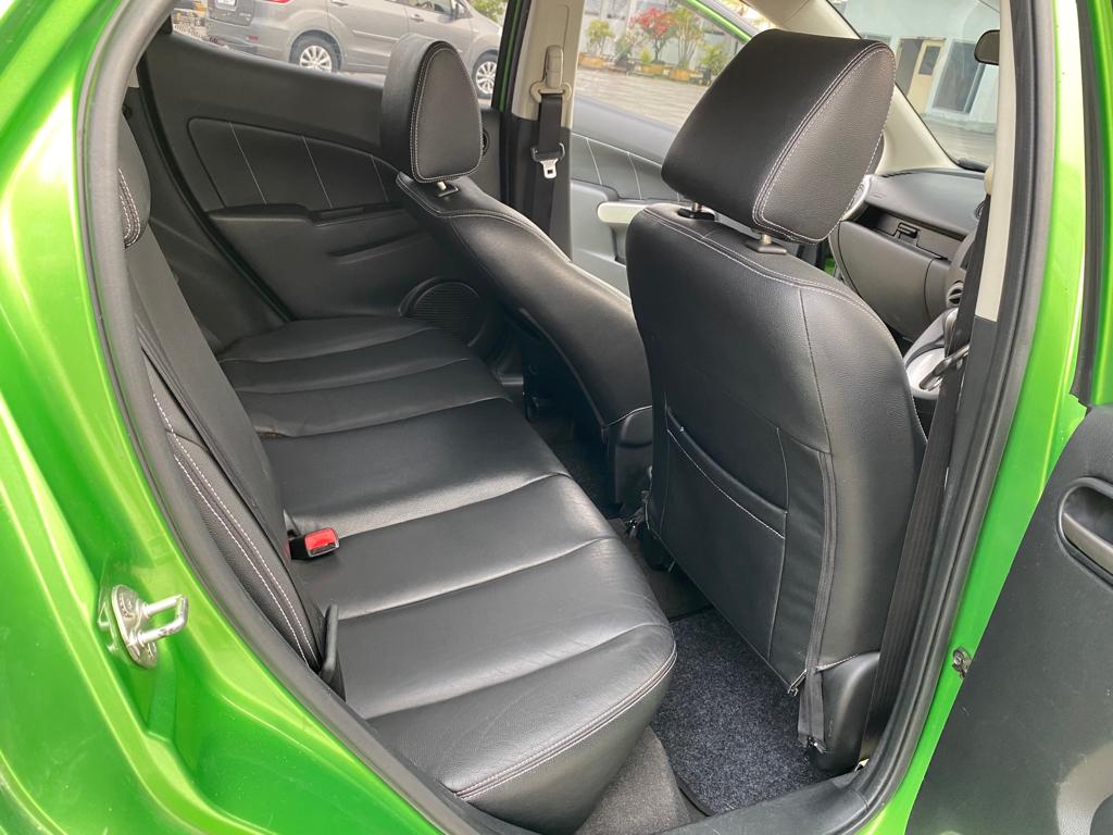 2011 Mazda 2 2011 Mazda 2