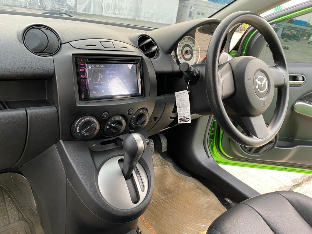 2011 Mazda 2 2011 Mazda 2