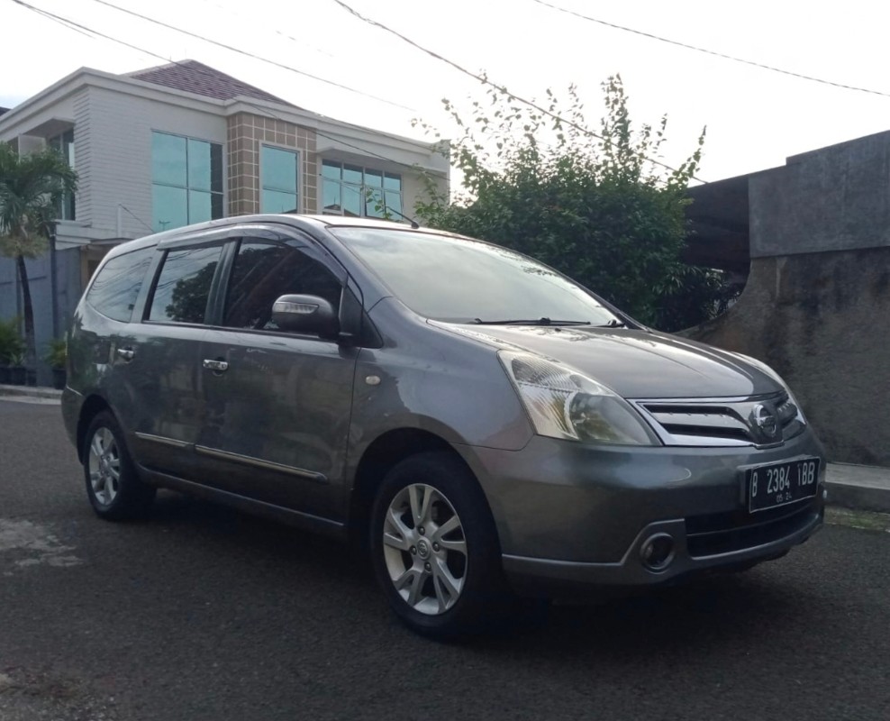 2012 Nissan Grand Livina