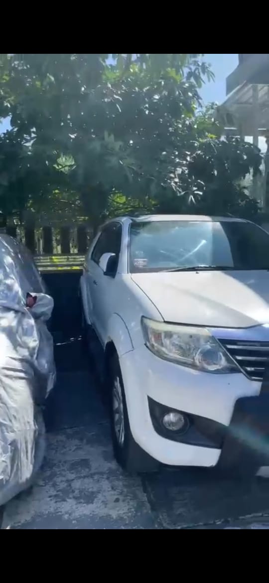 2012 Toyota Fortuner  2012 Toyota Fortuner