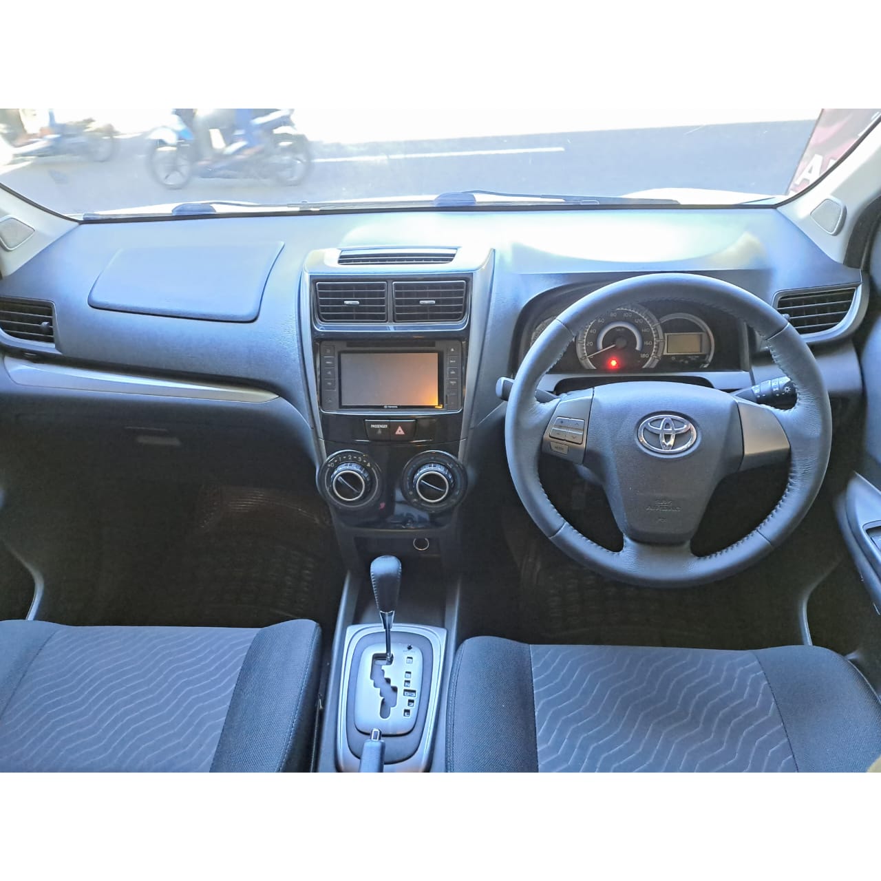 2016 Toyota Avanza Veloz 2016 Toyota Avanza Veloz
