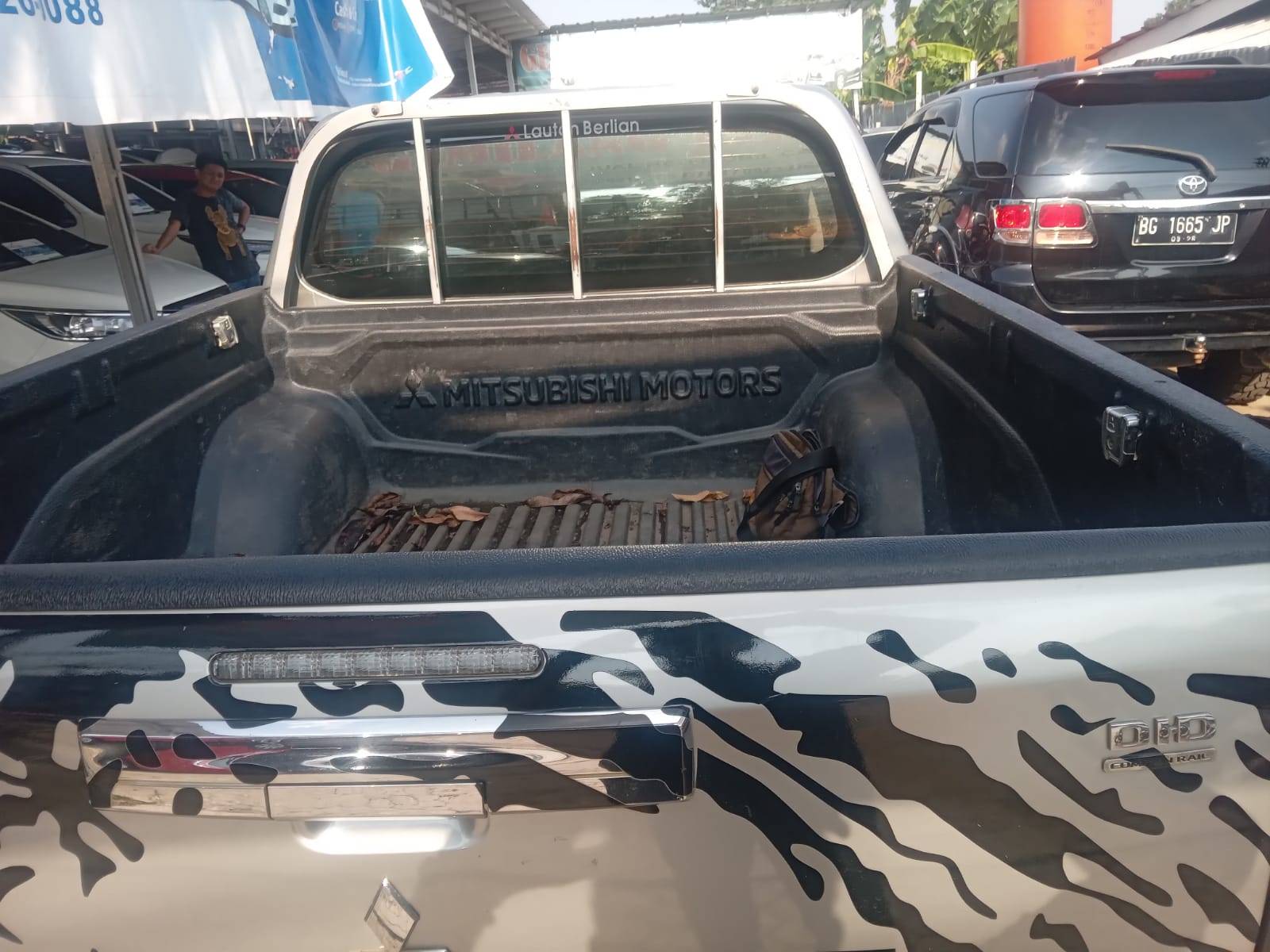 2019 Mitsubishi Triton GLS MT Double Cab 4WD GLS MT Double Cab 4WD bekas
