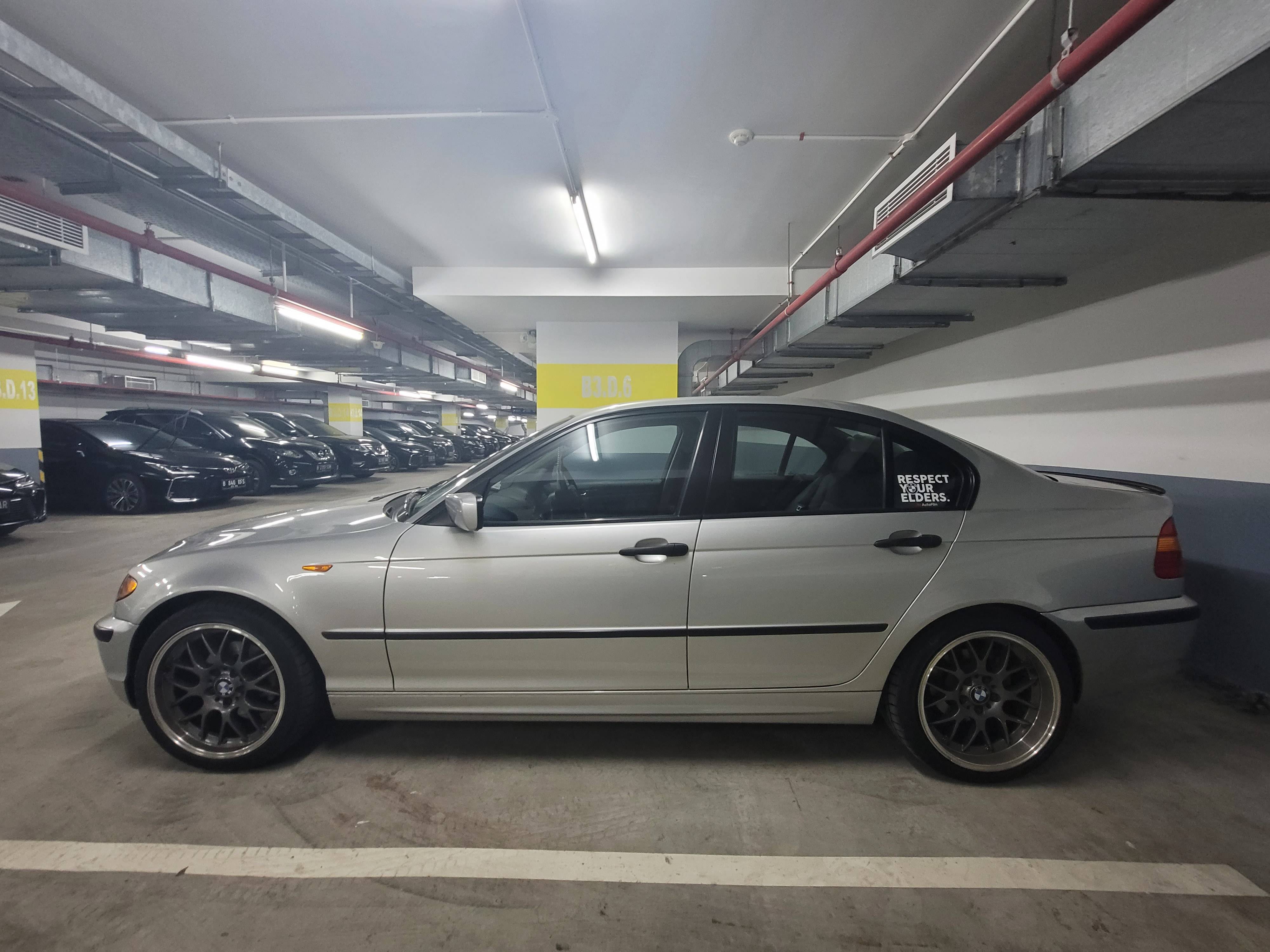 2002 BMW 3 Series Sedan 2002 BMW 3 Series Sedan