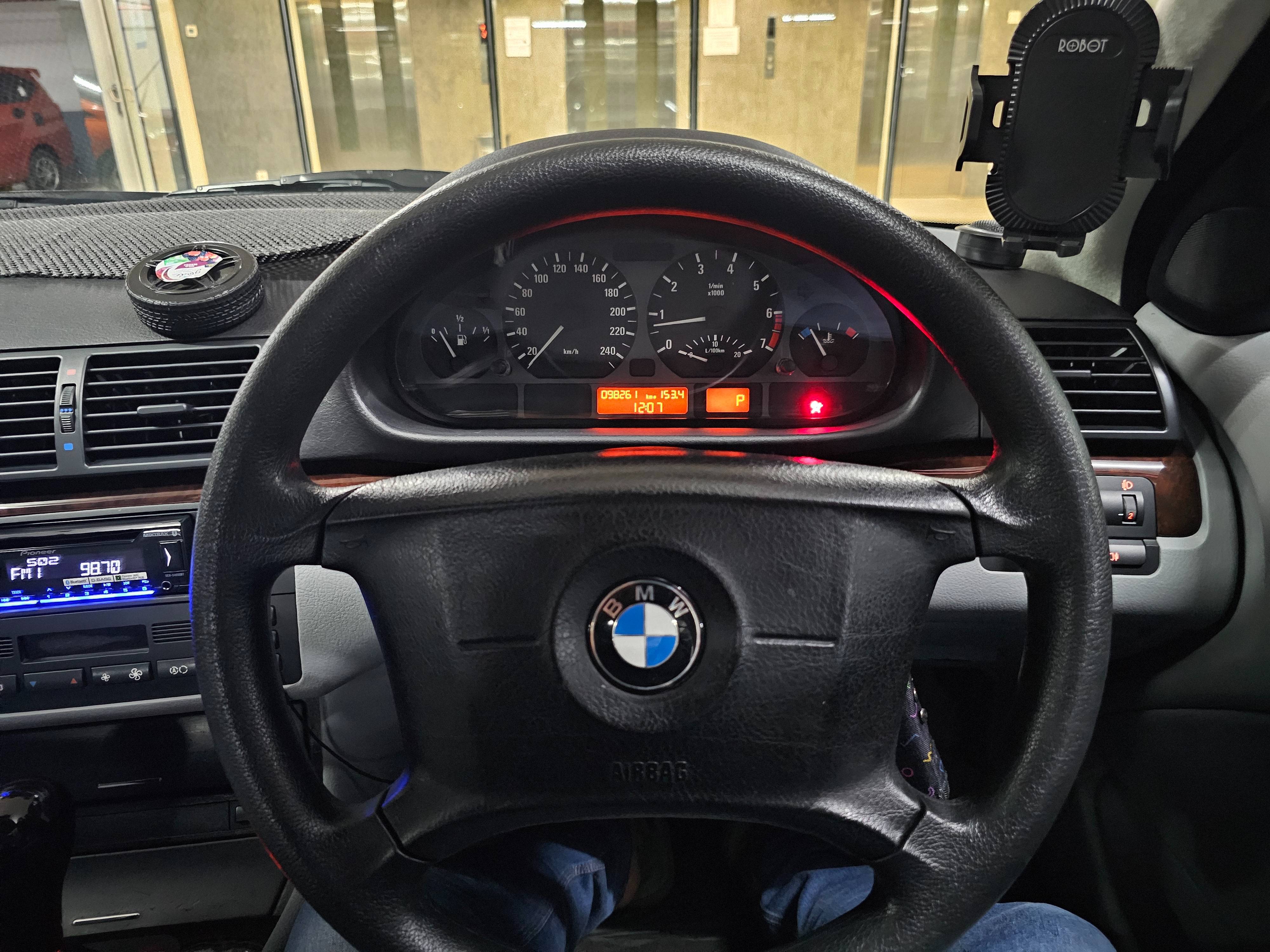 2002 BMW 3 Series Sedan 2002 BMW 3 Series Sedan