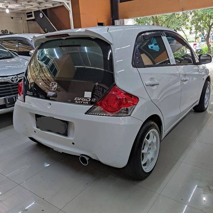 2015 Honda Brio IVTEC E 1.3L MT 2015 Honda Brio IVTEC E 1.3L MT