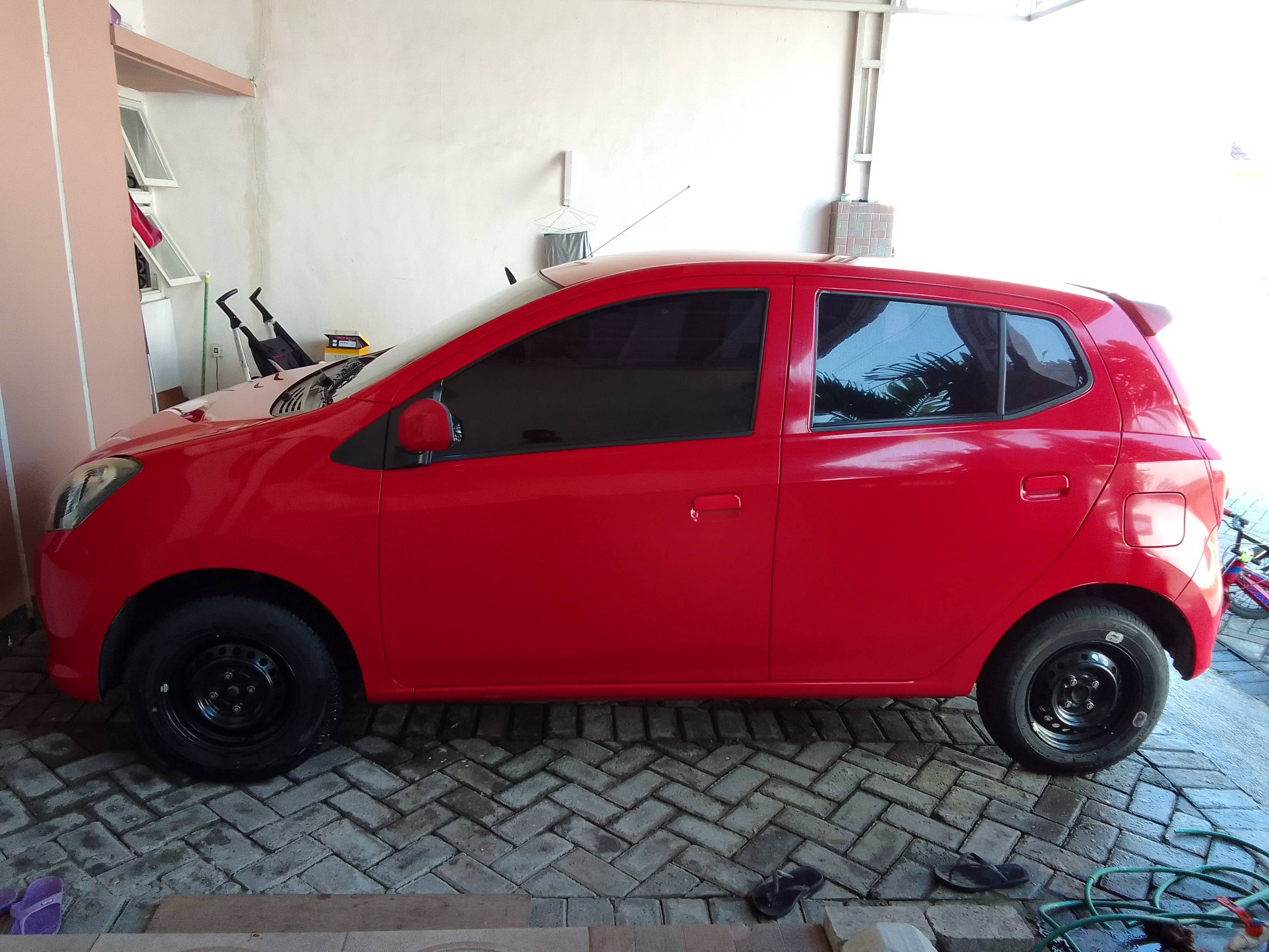 2015 Daihatsu Ayla 2015 Daihatsu Ayla